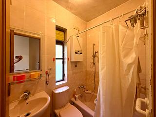 Pok Fu Lam - La Clare Mansion Block B 08