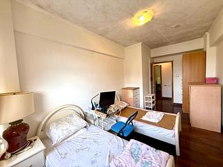Pok Fu Lam - La Clare Mansion Block B 09