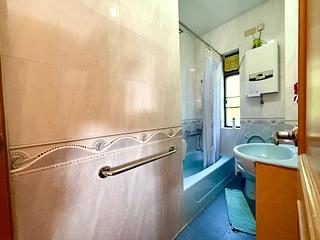 Pok Fu Lam - La Clare Mansion Block B 11
