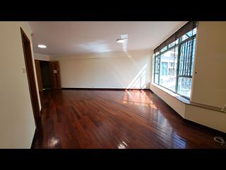 Mid Levels Central - Robinson Place 03