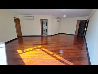 Mid Levels Central - Robinson Place 05