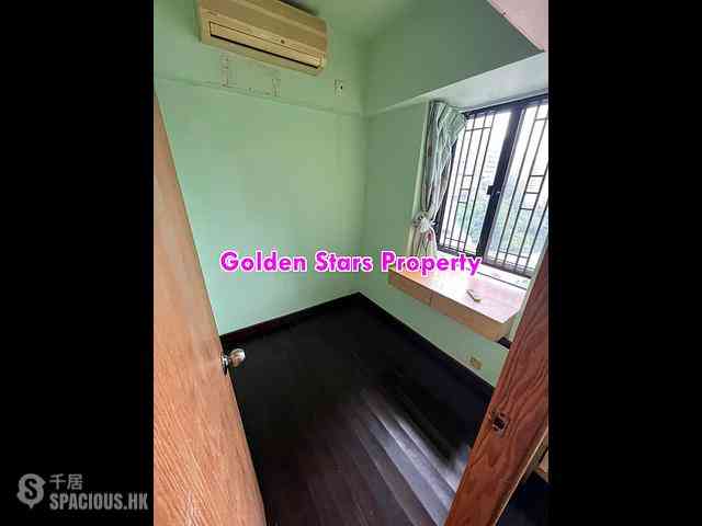 Shek Tong Tsui - Charmview Court 01