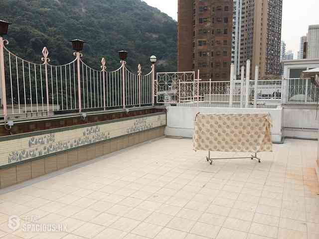 Wan Chai - Phoenix Court 01