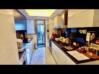 Pak Shek Kok - Providence Bay Phase 2 Providence Peak Tower 16 05