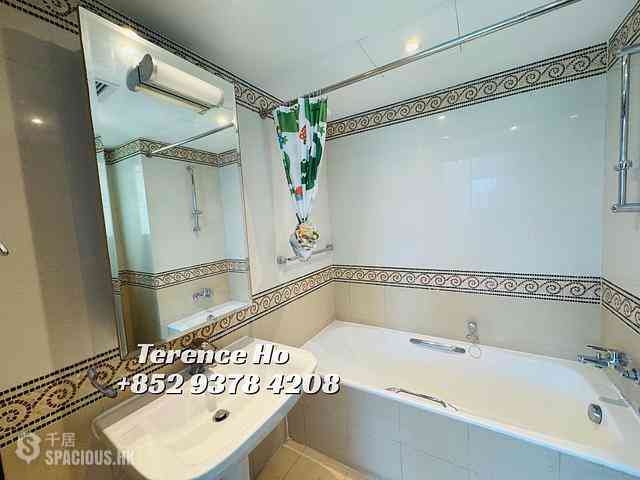 Kowloon Tong - 18A, La Salle Road Emerald House 13