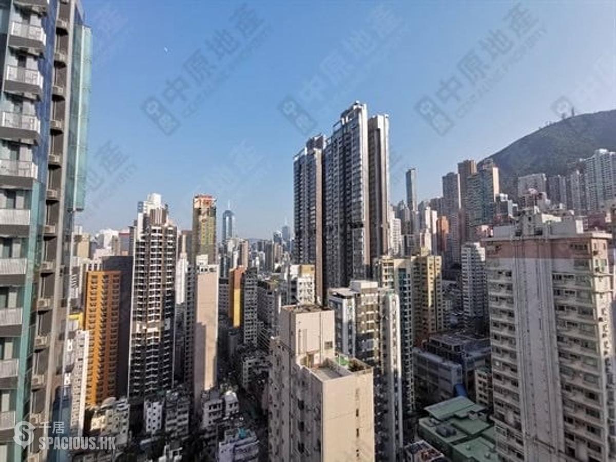 Sai Ying Pun - Two・Artlane 01
