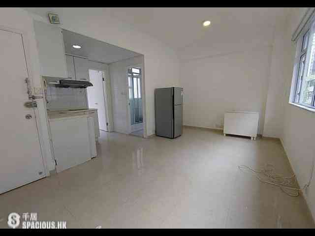 Poho - 49-51, Sai Street 05