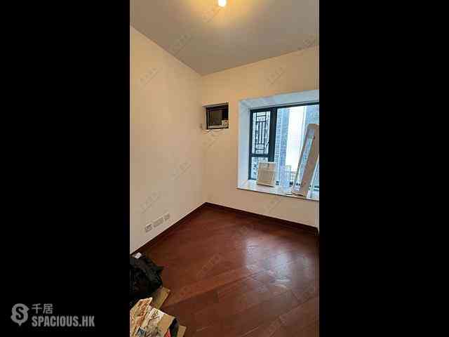 Tai Kok Tsui - The Long Beach Tower 2 07