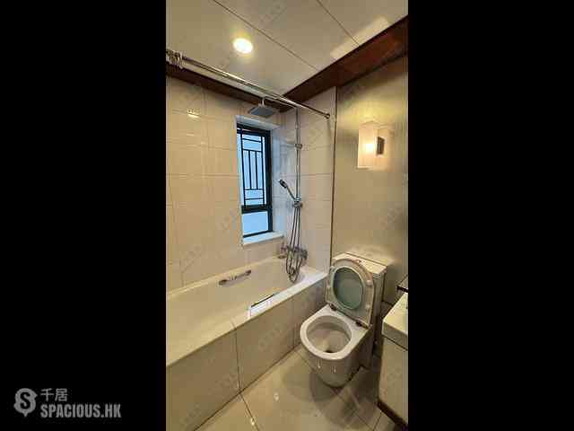 Tai Kok Tsui - The Long Beach Tower 2 10