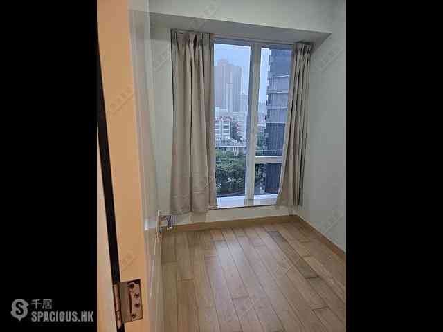 Tseung Kwan O - Monterey Block 6A 03