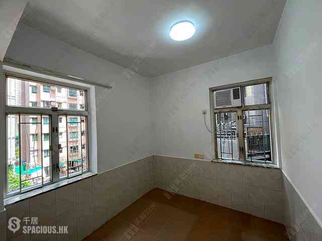Shek Tong Tsui - Joy Fat House 04