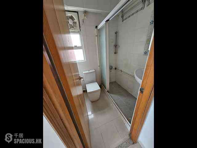 Wan Chai - 229-231, Lockhart Road 02