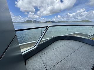 Ap Lei Chau - The Corniche Tower 1 03