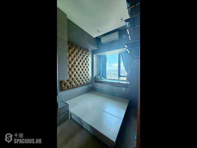 Tuen Mun - Century Gateway Phase 1 04