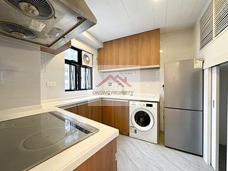 Mid Levels Central - The Grand Panorama 03