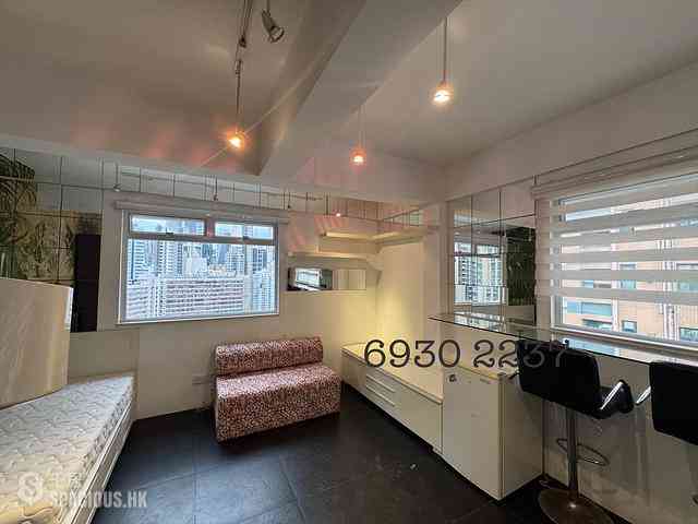 Wan Chai - King Sing House 03