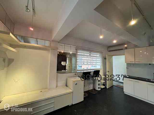 Wan Chai - King Sing House 05