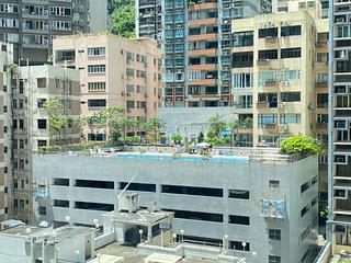Mid Levels Central - Robinson Place 03