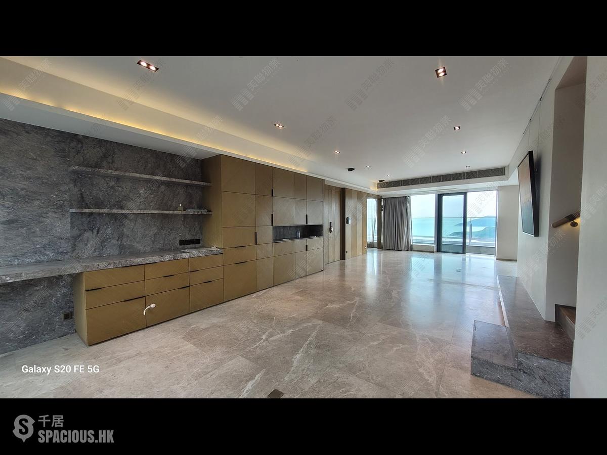 Wong Chuk Hang - Marinella Block 3 01