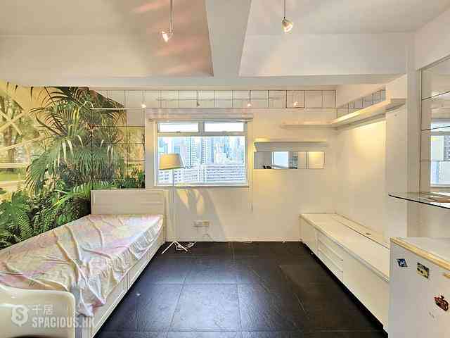 Wan Chai - King Sing House 02