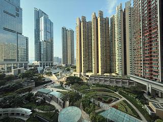 West Kowloon - The Arch 02