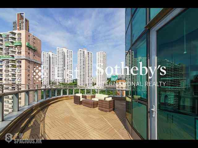 Happy Valley - The Ellipsis 04