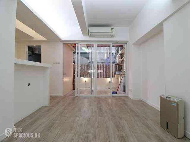 Central - 39, Peel Street 01