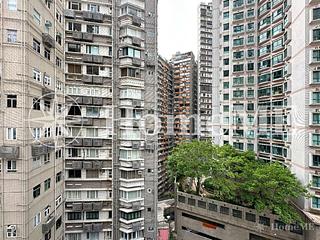 Mid Levels West - Fook Wah Mansions 11