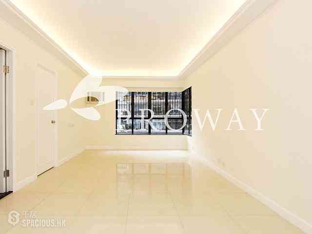 Mid Levels Central - Elegant Terrace 01