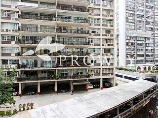 Mid Levels Central - Elegant Terrace 02