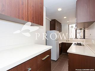 Mid Levels Central - Elegant Terrace 09