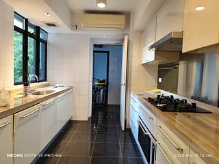 Repulse Bay - Grand Garden Block 1 13