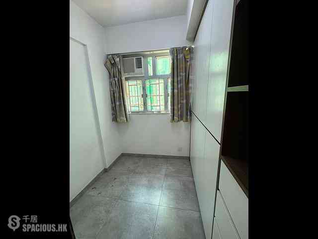 Wan Chai - On Hing Mansion 07