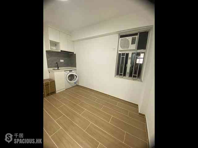 Sham Shui Po - Kin Sun Building 02