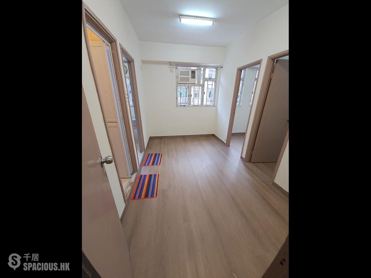 Sai Ying Pun - Yen Fook Mansion 01