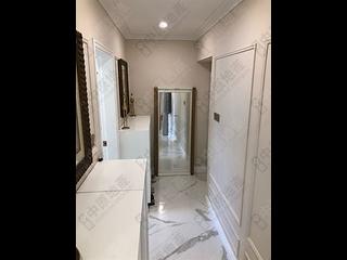 Mid Levels Central - The Grand Panorama Block 2 09