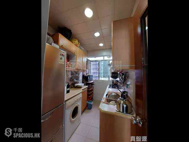 Quarry Bay - King's View Court 04
