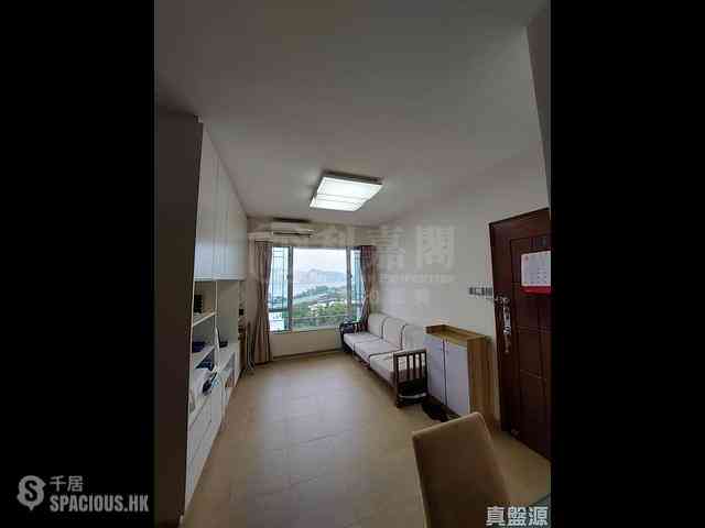 Quarry Bay - King's View Court 02