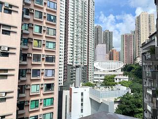 Mid Levels West - Breezy Court 04