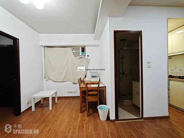 Wan Chai - Everwin Mansion 01