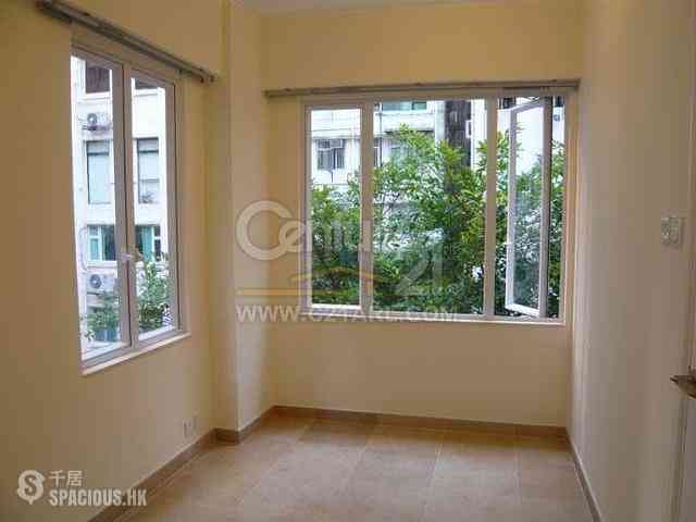 Happy Valley - Evone Court 03