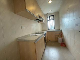 Mid Levels West - Kenyon Court 05
