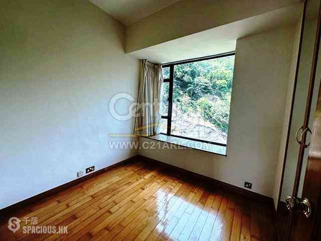 Mid Levels Central - Fairlane Tower 01