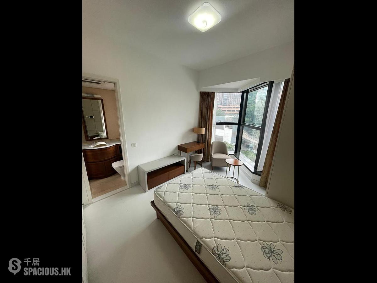 Shek Tong Tsui - One South Lane 01