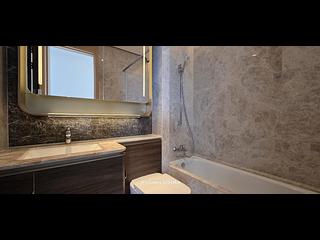 Wong Chuk Hang - The Southside Phase 2 La Marina Tower 2A 11