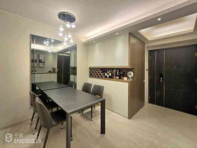 Tung Chung - Caribbean Coast Phase 1 Monterey Cove Tower 1 04