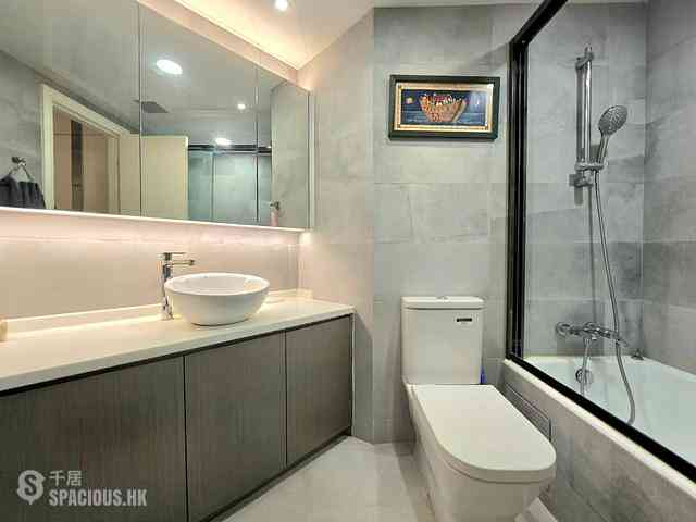 Tung Chung - Caribbean Coast Phase 1 Monterey Cove Tower 1 07