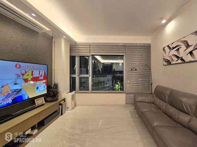 Tung Chung - Caribbean Coast Phase 1 Monterey Cove Tower 1 03