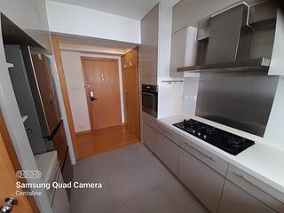 Mid Levels West - Realty Gardens Vienna Court (Block 5) 17