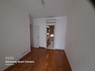Soho - Centrestage Block 2 03